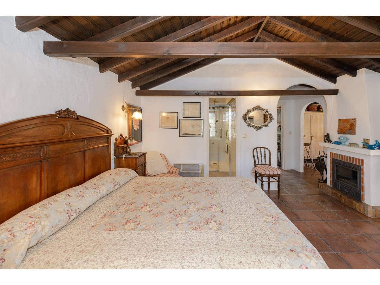 8 sypialnia Finka/Dom wiejski na sprzedaż w Gaucin z basenem garażem - 2 700 000 € (Ref: 10085372)