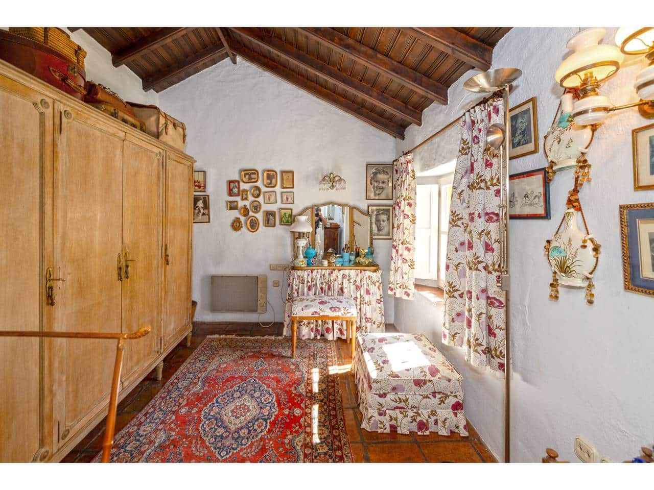8 sypialnia Finka/Dom wiejski na sprzedaż w Gaucin z basenem garażem - 2 700 000 € (Ref: 10085372)