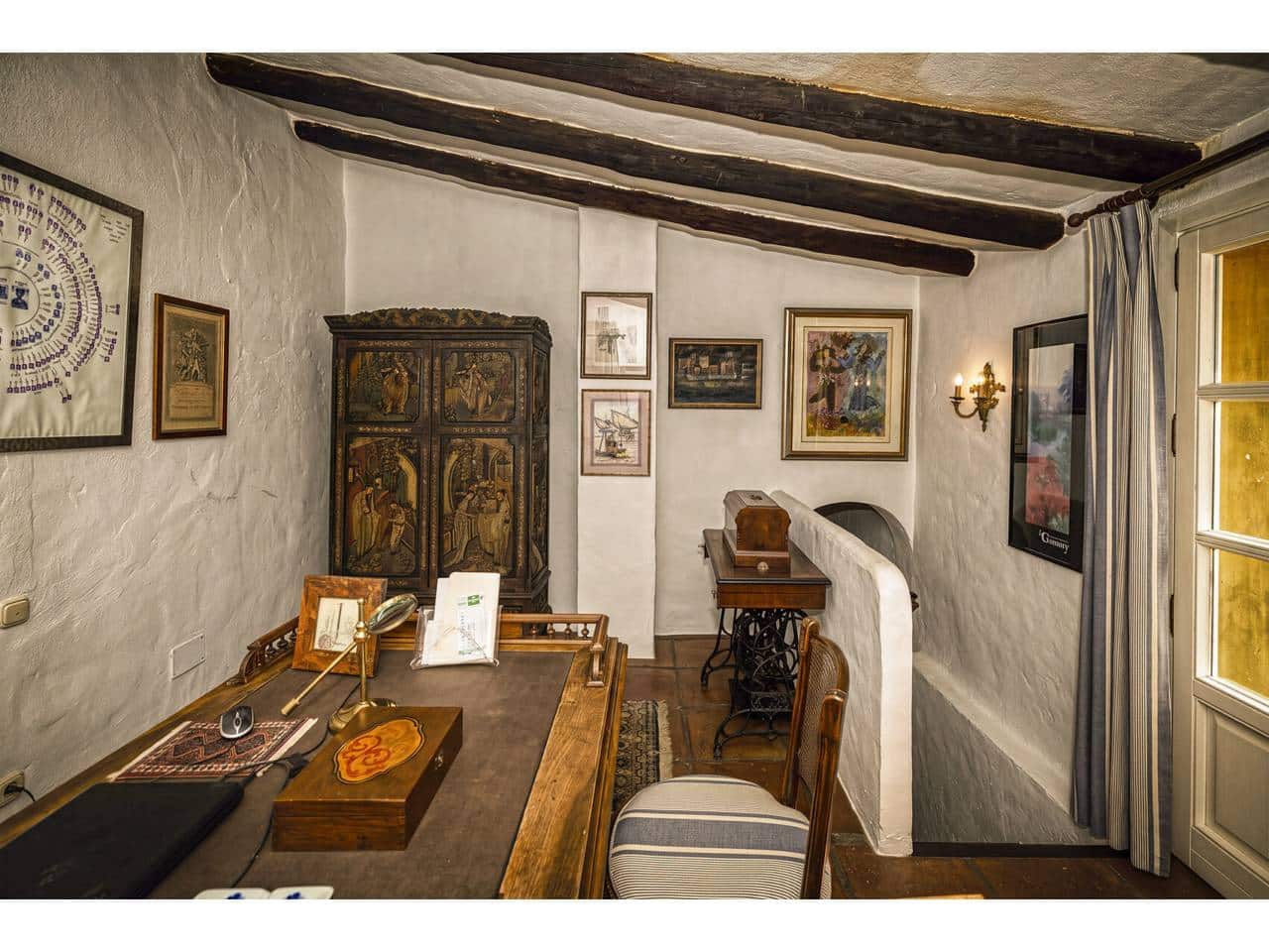 8 sypialnia Finka/Dom wiejski na sprzedaż w Gaucin z basenem garażem - 2 700 000 € (Ref: 10085372)