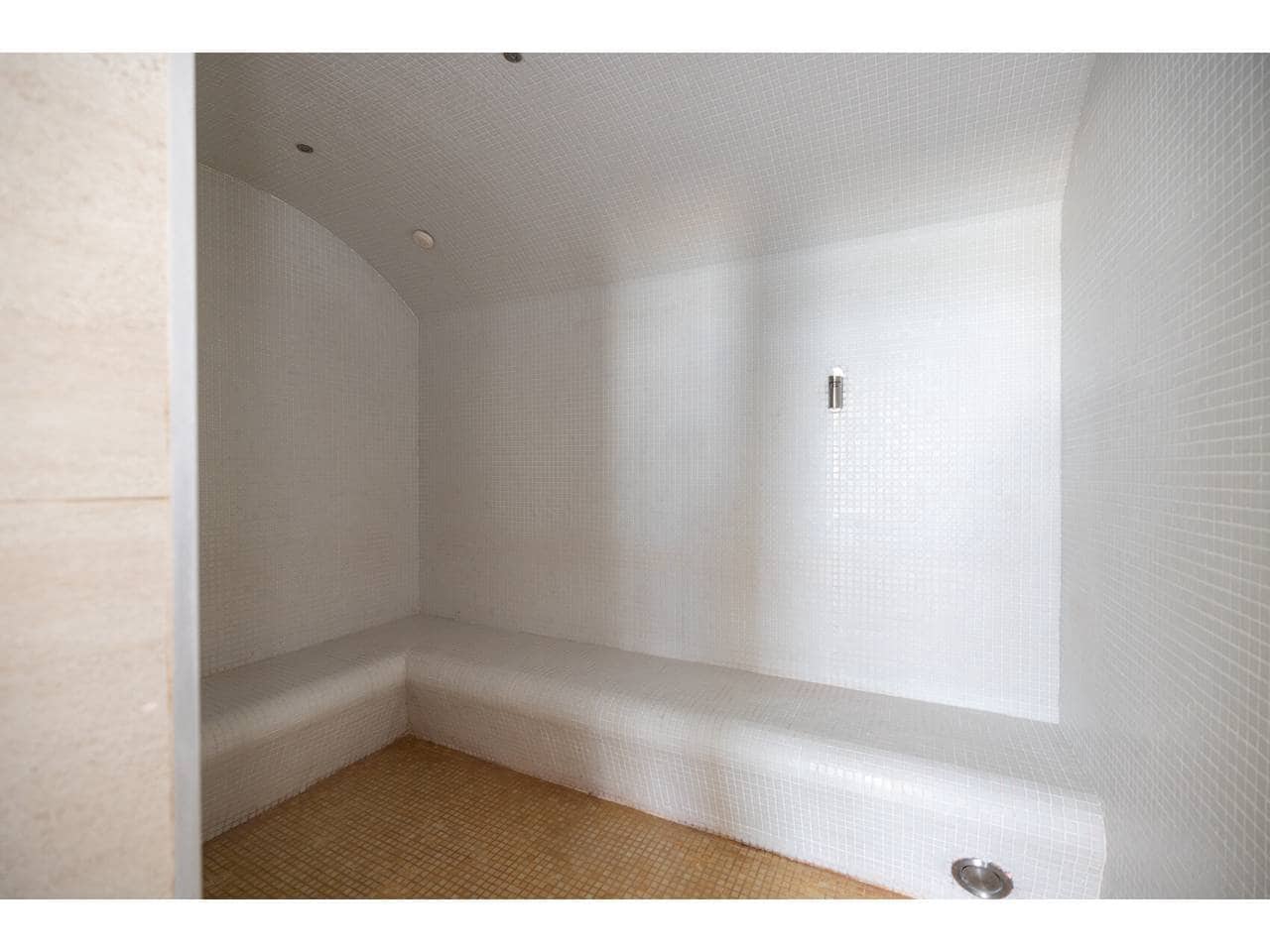 Piso de 2 habitaciones en La Alcaidesa en venta con piscina garaje - 725.000 € (Ref: 10085373)
