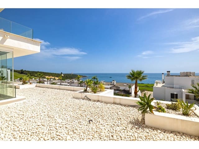 Piso de 2 habitaciones en La Alcaidesa en venta con piscina garaje - 725.000 € (Ref: 10085373)