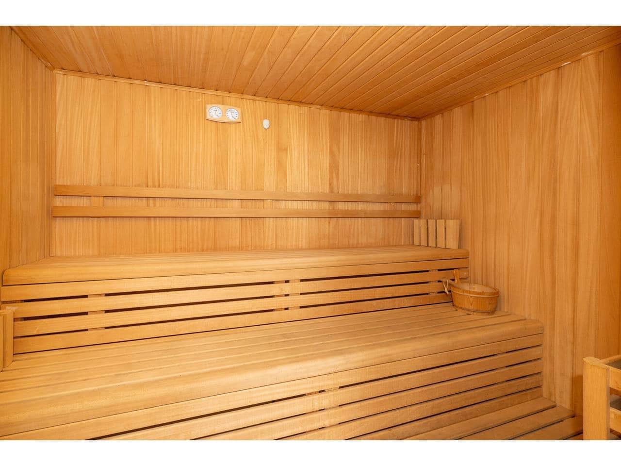 Piso de 2 habitaciones en La Alcaidesa en venta con piscina garaje - 725.000 € (Ref: 10085373)
