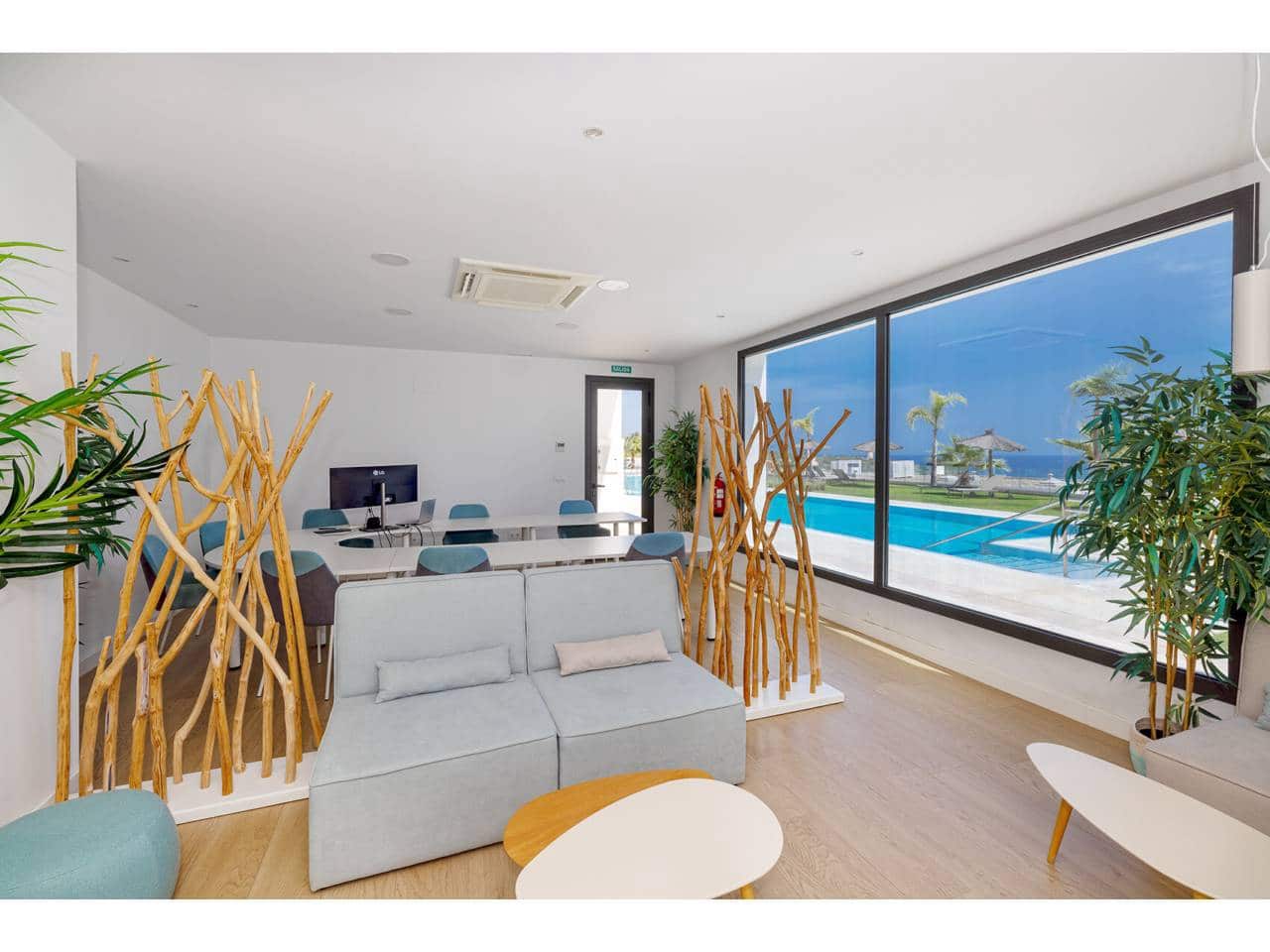 Piso de 2 habitaciones en La Alcaidesa en venta con piscina garaje - 725.000 € (Ref: 10085373)