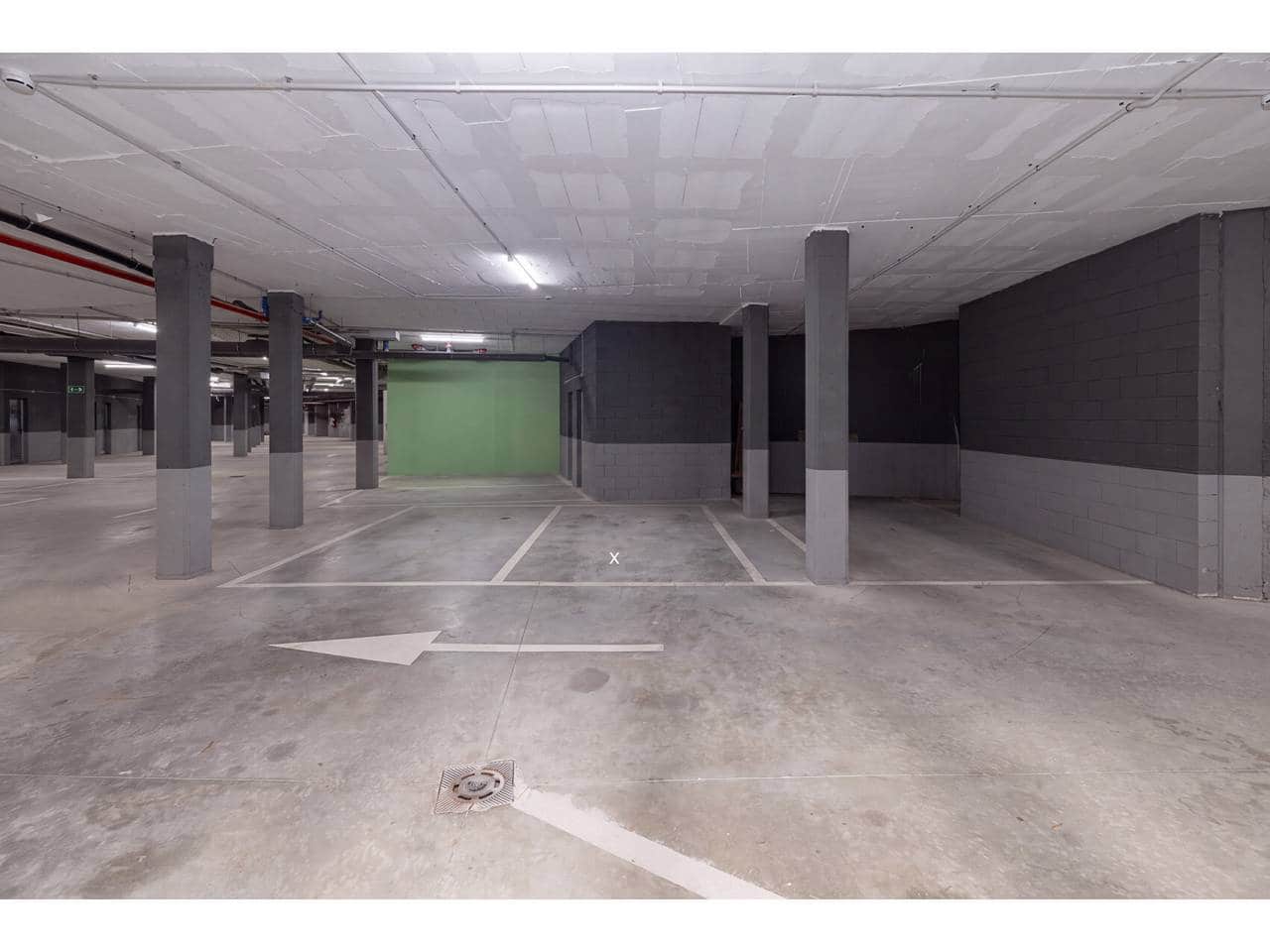 2 soverom Leilighet til salgs i Manilva med svømmebasseng garasje - € 329 000 (Ref: 10106584)