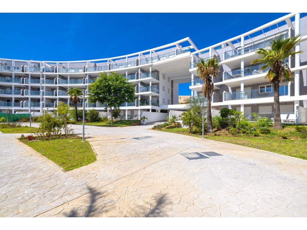 2 soverom Leilighet til salgs i Manilva med svømmebasseng garasje - € 329 000 (Ref: 10106584)