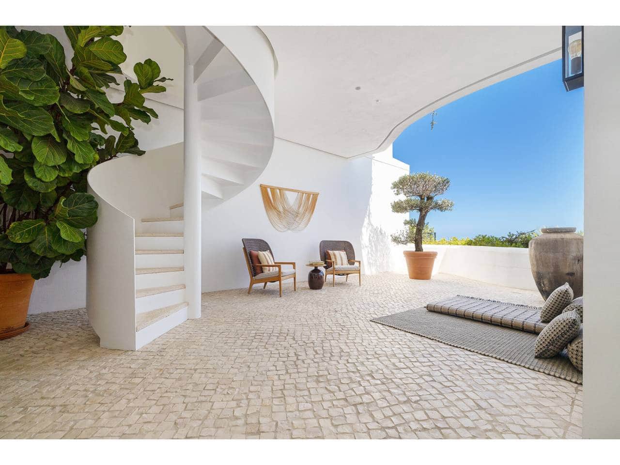 Ático de 4 habitaciones en Casares en venta con piscina garaje - 5.100.000 € (Ref: 10106585)