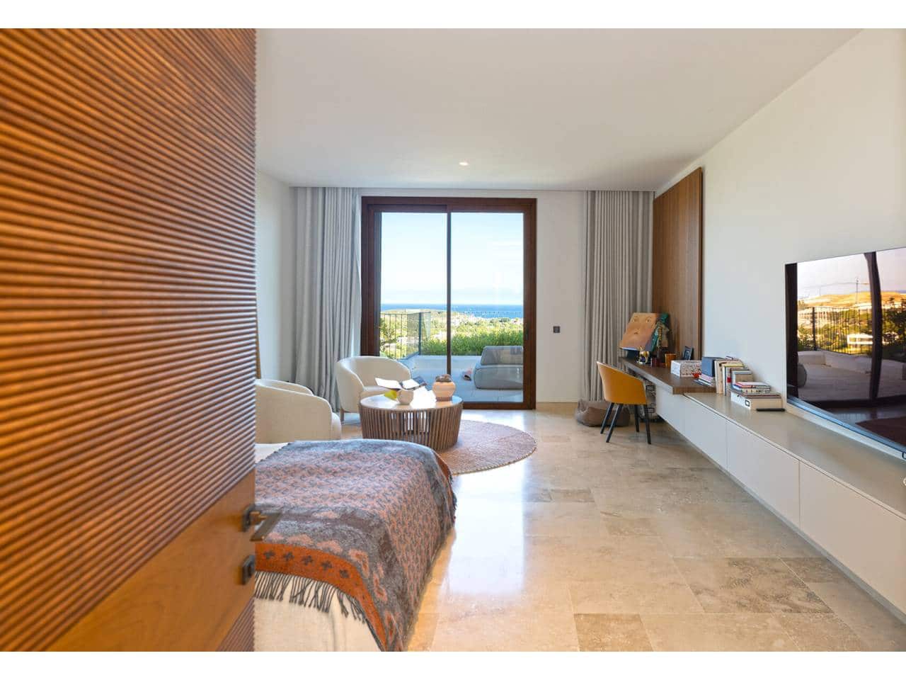 Ático de 4 habitaciones en Casares en venta con piscina garaje - 5.100.000 € (Ref: 10106585)