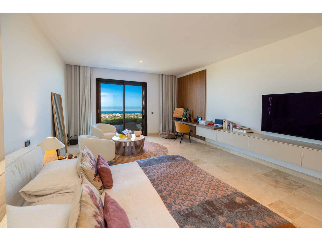 Ático de 4 habitaciones en Casares en venta con piscina garaje - 5.100.000 € (Ref: 10106585)