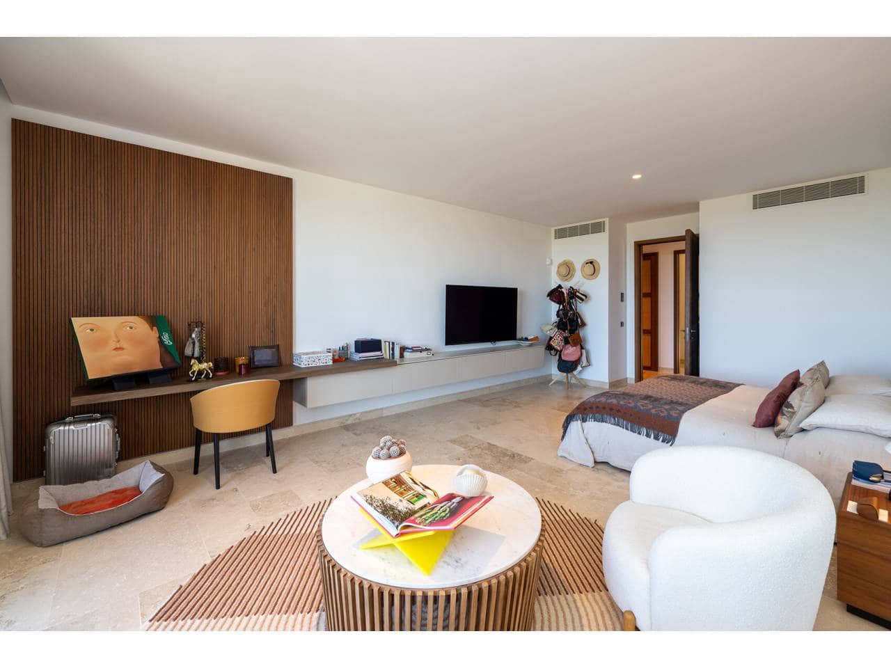 Ático de 4 habitaciones en Casares en venta con piscina garaje - 5.100.000 € (Ref: 10106585)