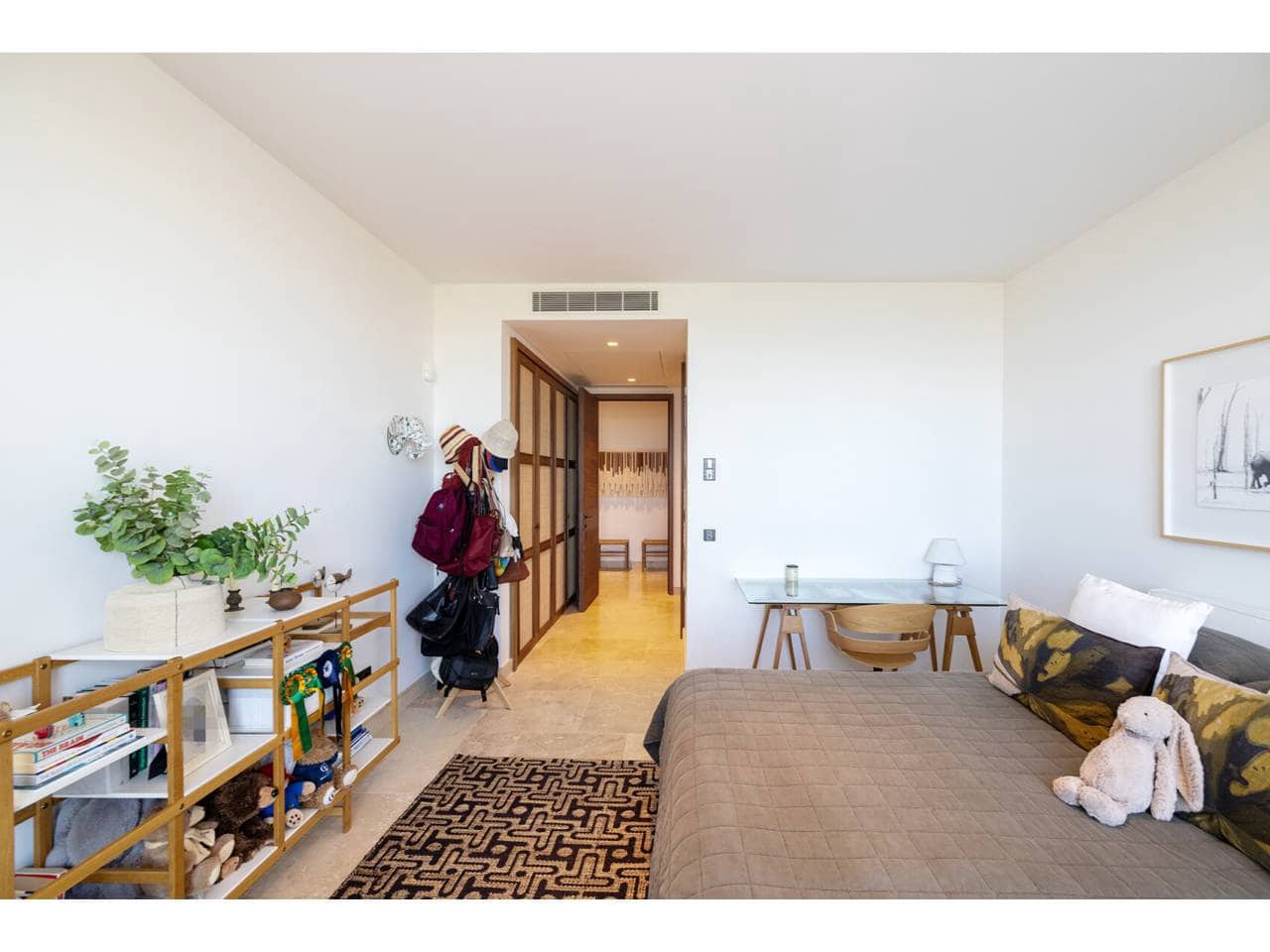 Ático de 4 habitaciones en Casares en venta con piscina garaje - 5.100.000 € (Ref: 10106585)