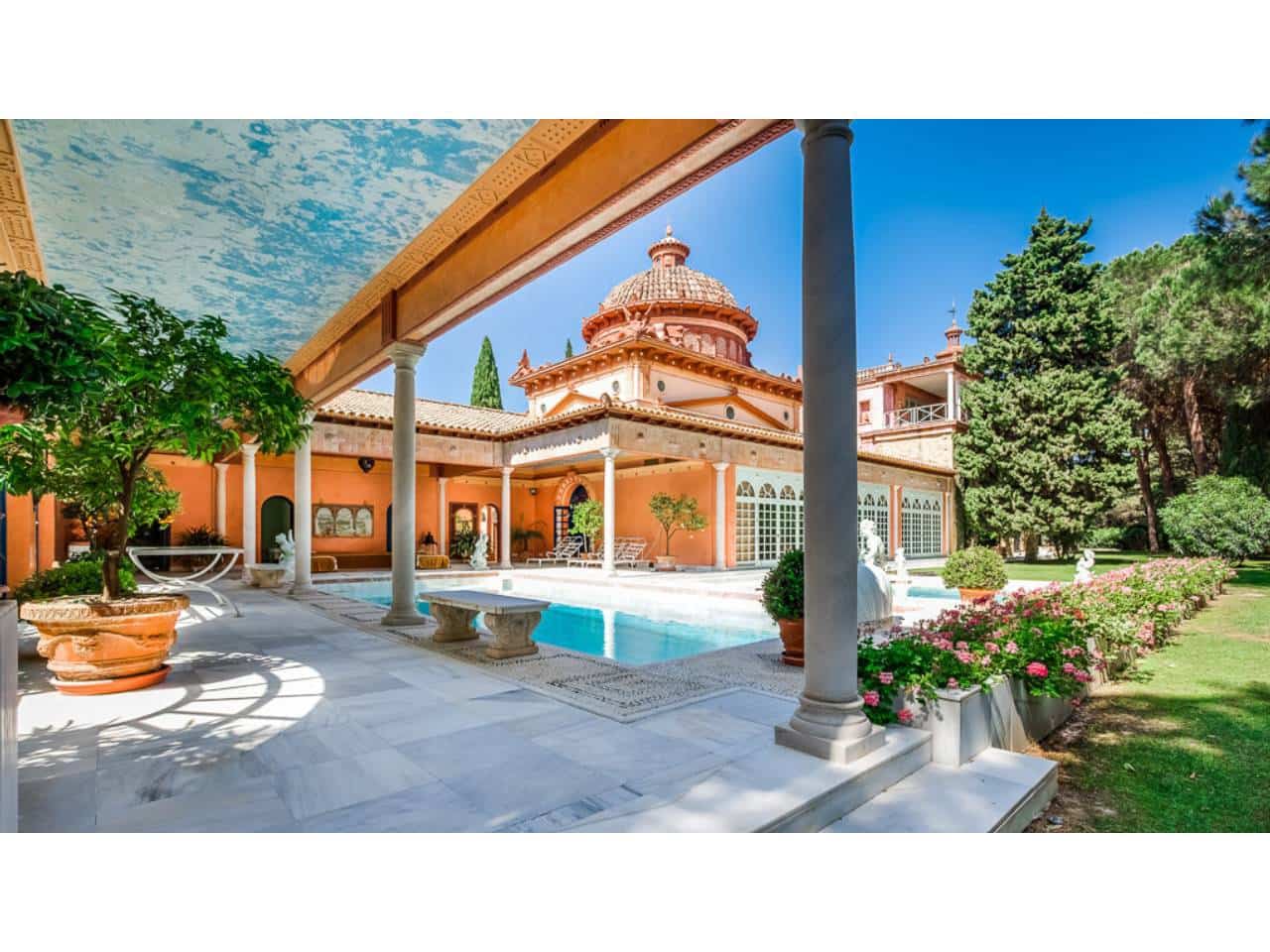 12 bedroom Finca/Country House for sale in Sotogrande with pool garage - € 8,000,000 (Ref: 10114621)