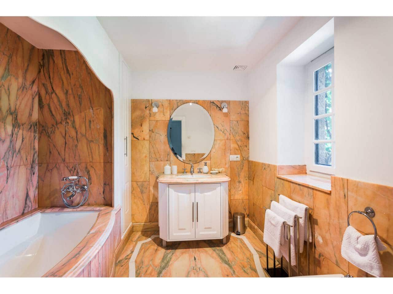 12 bedroom Finca/Country House for sale in Sotogrande with pool garage - € 8,000,000 (Ref: 10114621)