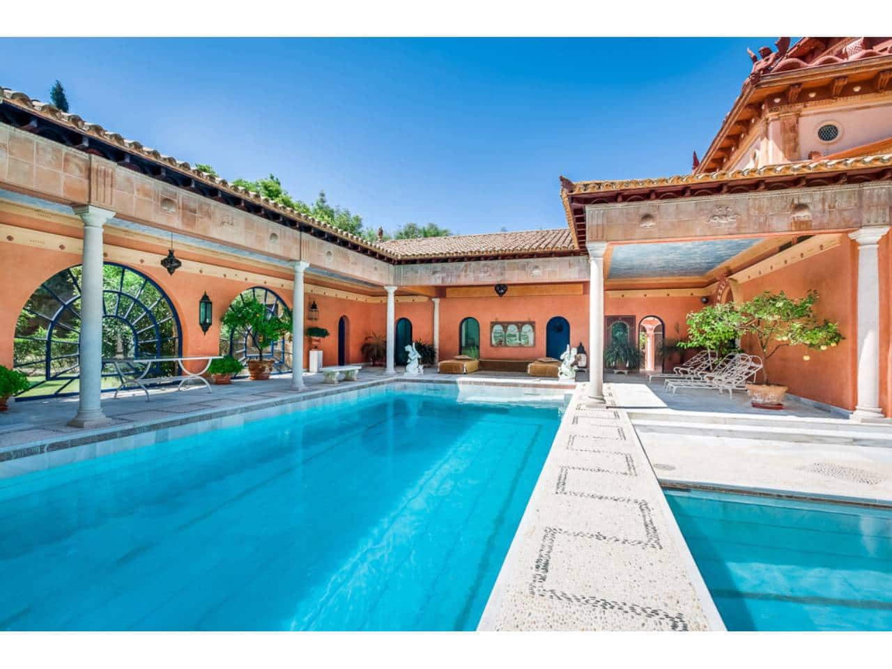 12 bedroom Finca/Country House for sale in Sotogrande with pool garage - € 8,000,000 (Ref: 10114621)