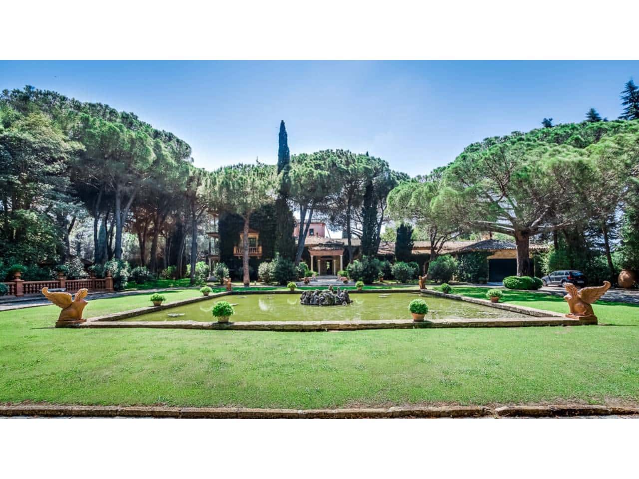 12 bedroom Finca/Country House for sale in Sotogrande with pool garage - € 8,000,000 (Ref: 10114621)