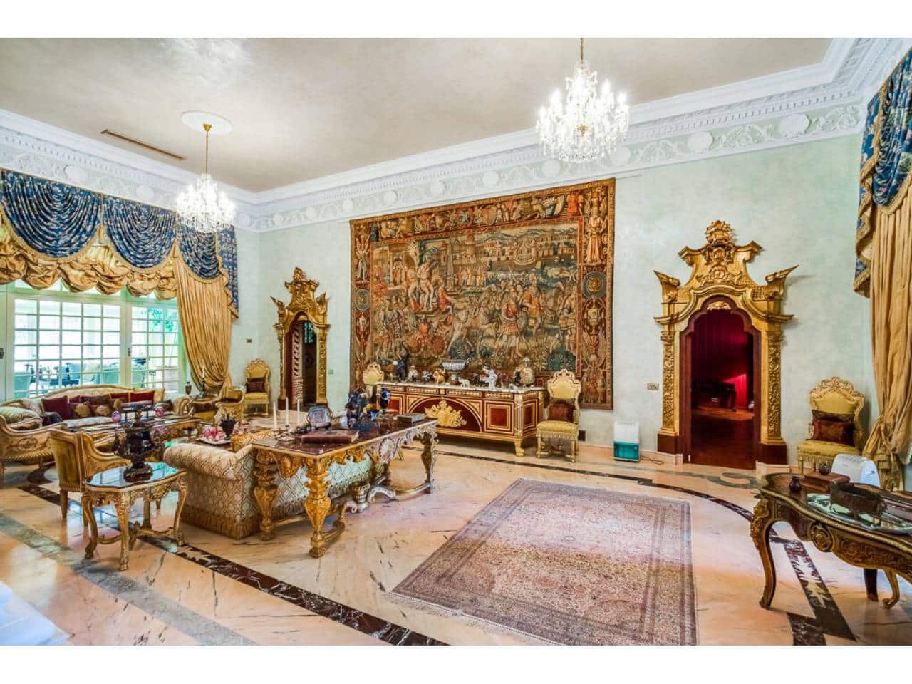 12 bedroom Finca/Country House for sale in Sotogrande with pool garage - € 8,000,000 (Ref: 10114621)
