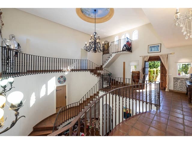 4 chambre Villa/Maison à vendre à Sotogrande Costa, San Roque avec piscine garage - 1 275 000 € (Ref: 10123351)