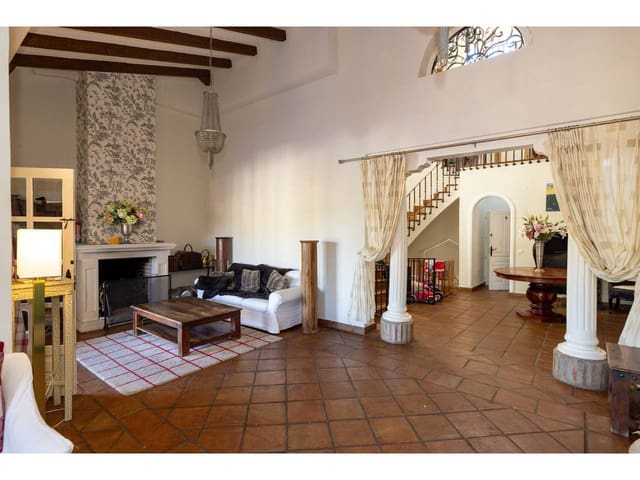 4 bedroom Villa for sale in Sotogrande Costa, San Roque with pool garage - € 1,275,000 (Ref: 10123351)