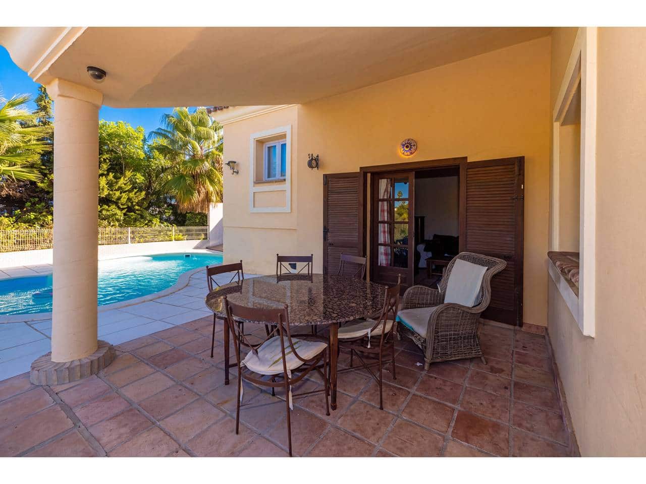 4 chambre Villa/Maison à vendre à Sotogrande avec piscine garage - 1 275 000 € (Ref: 10123351)