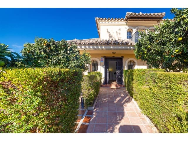4 chambre Villa/Maison à vendre à Sotogrande Costa, San Roque avec piscine garage - 1 275 000 € (Ref: 10123351)