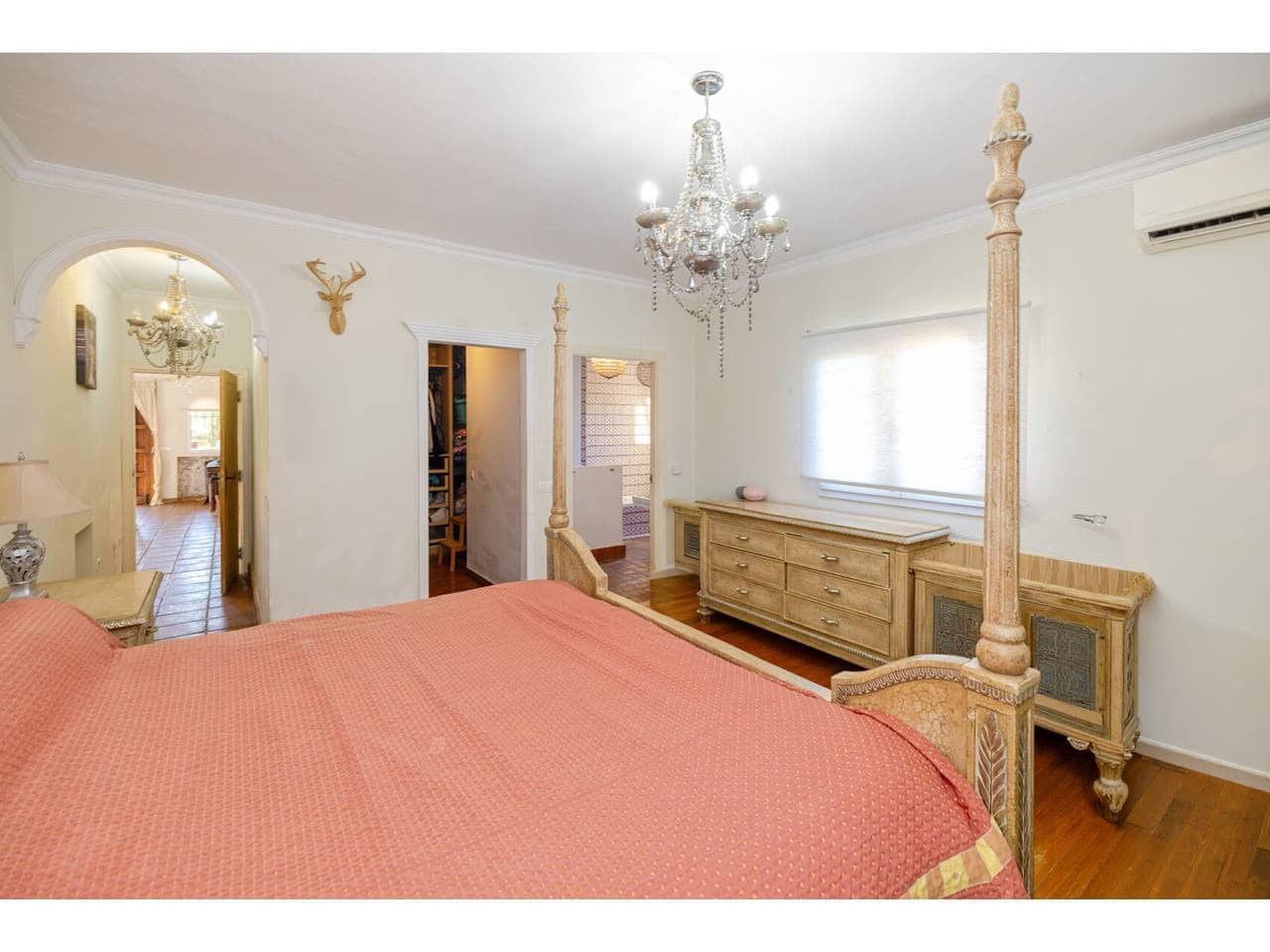 4 chambre Villa/Maison à vendre à Sotogrande avec piscine garage - 1 275 000 € (Ref: 10123351)