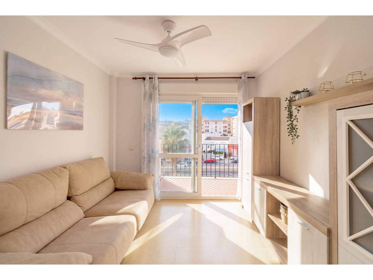 Apartamento de 2 habitaciones en San Luis de Sabinillas en venta con piscina - 264.900 € (Ref: 10127482)