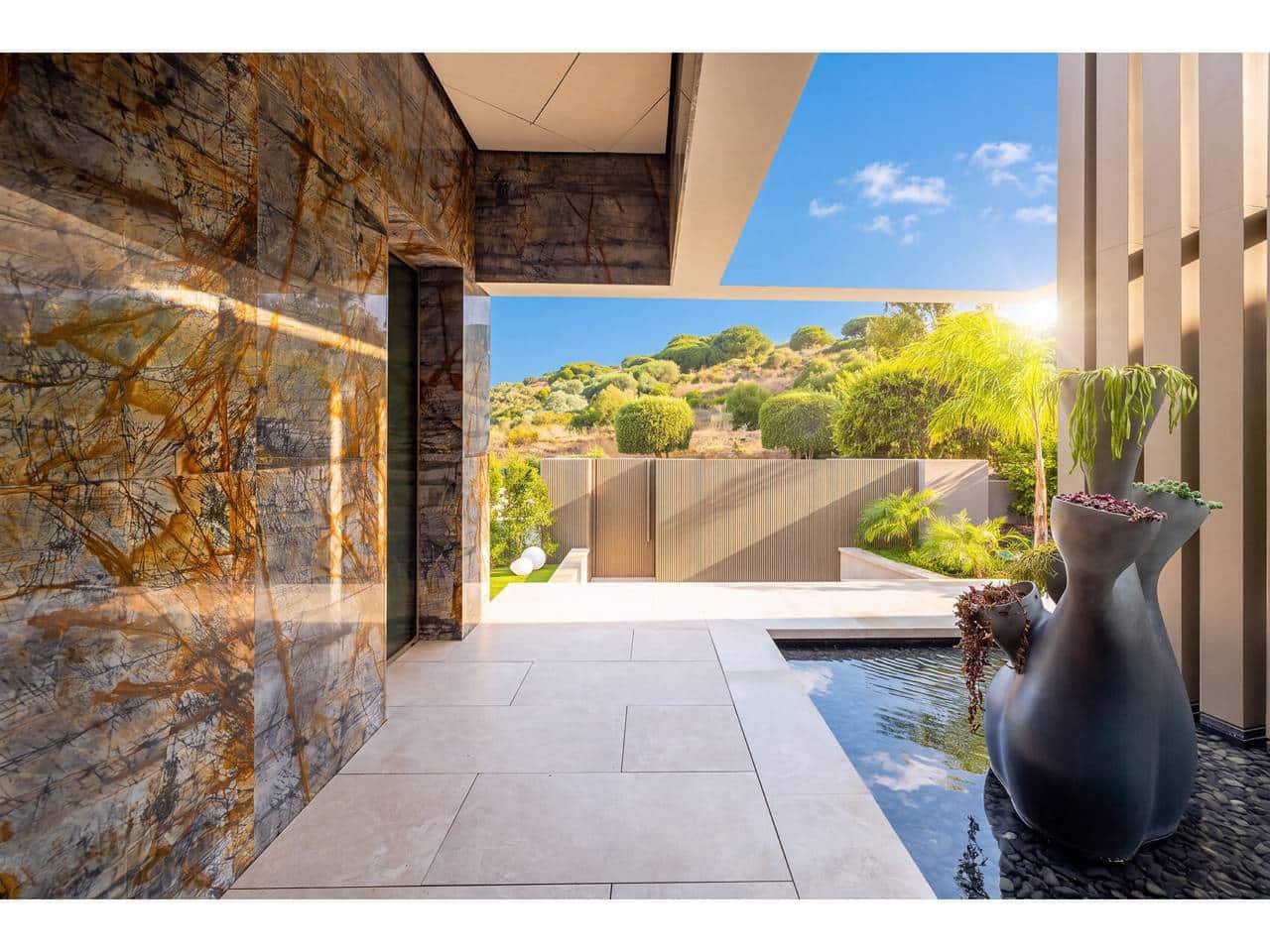 Chalet de 6 habitaciones en Sotogrande en venta con piscina garaje - 7.950.000 € (Ref: 10157149)