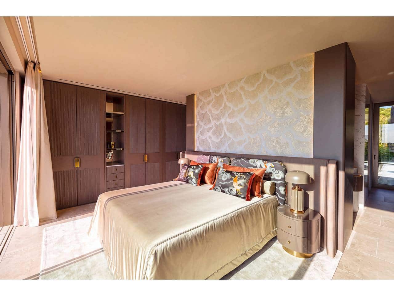 Chalet de 6 habitaciones en Sotogrande en venta con piscina garaje - 7.950.000 € (Ref: 10157149)