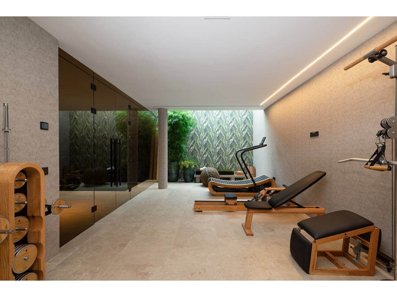Chalet de 6 habitaciones en Sotogrande en venta con piscina garaje - 7.950.000 € (Ref: 10157149)
