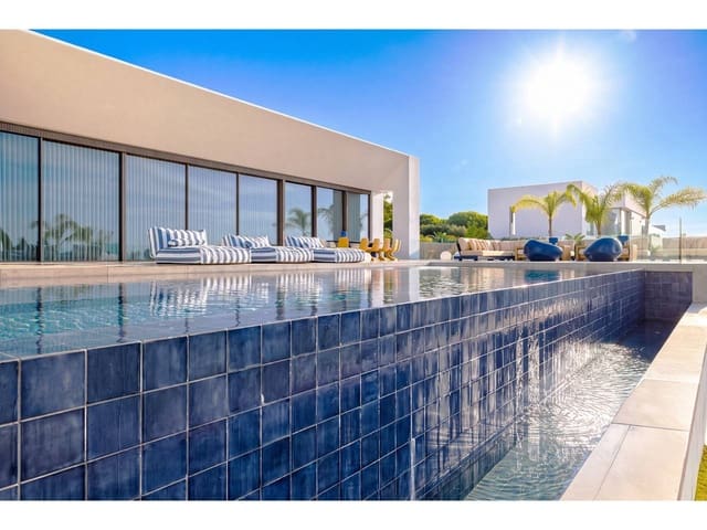 6 soverom Villa til salgs i Sotogrande Alto, San Roque med svømmebasseng garasje - € 7 950 000 (Ref: 10157149)