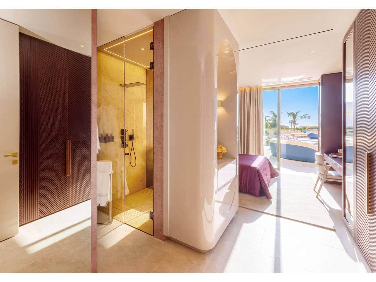 Chalet de 6 habitaciones en Sotogrande en venta con piscina garaje - 7.950.000 € (Ref: 10157149)