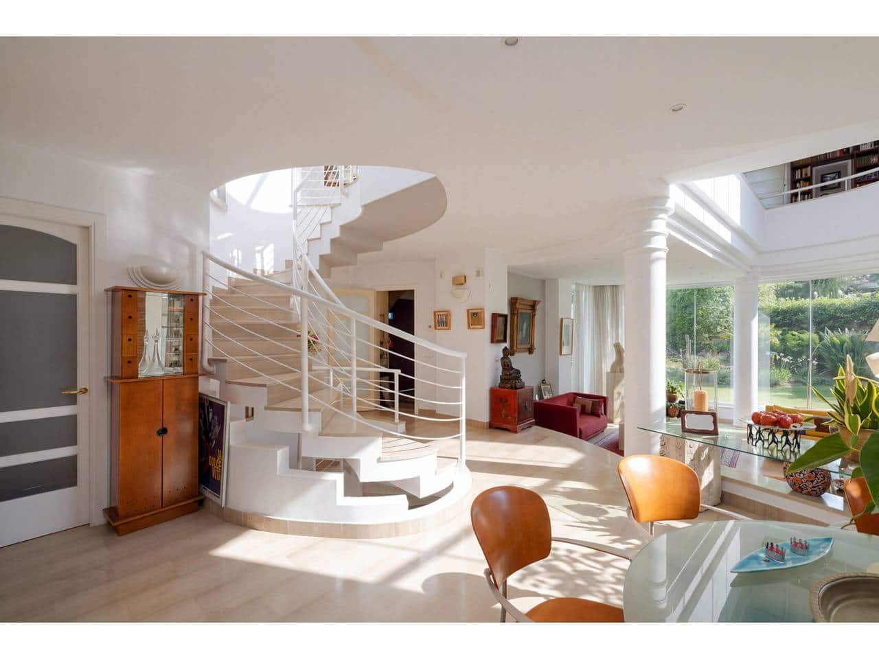 5 bedroom Villa for sale in Sotogrande with pool garage - € 2,475,000 (Ref: 10164067)