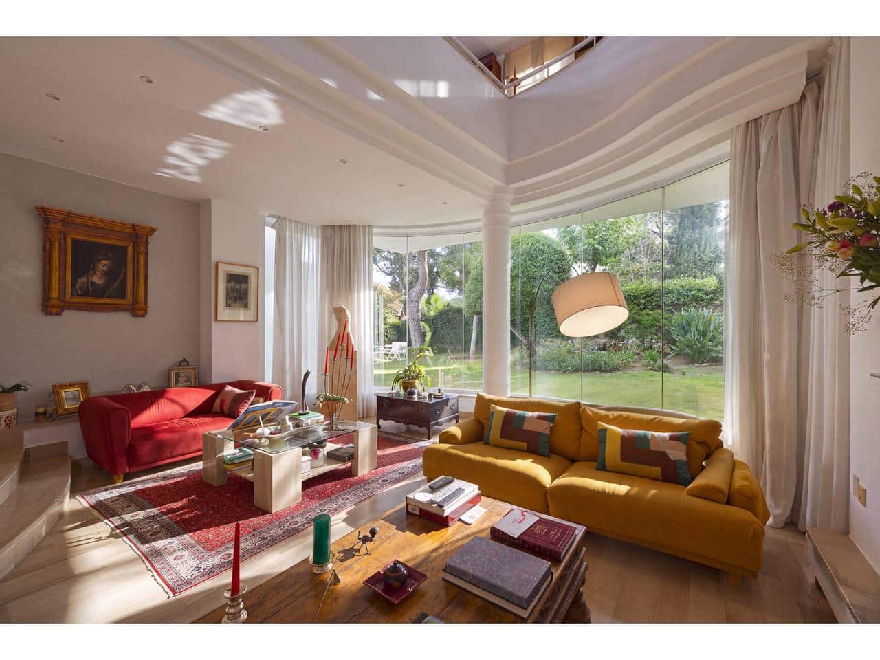 5 bedroom Villa for sale in Sotogrande with pool garage - € 2,475,000 (Ref: 10164067)