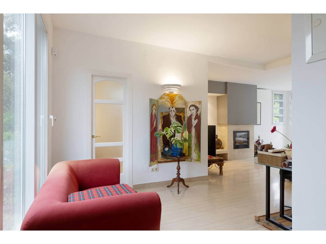 5 bedroom Villa for sale in Sotogrande with pool garage - € 2,475,000 (Ref: 10164067)