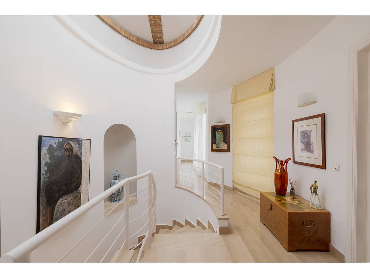 5 bedroom Villa for sale in Sotogrande with pool garage - € 2,475,000 (Ref: 10164067)