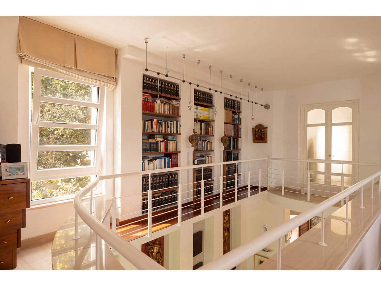 5 bedroom Villa for sale in Sotogrande with pool garage - € 2,475,000 (Ref: 10164067)