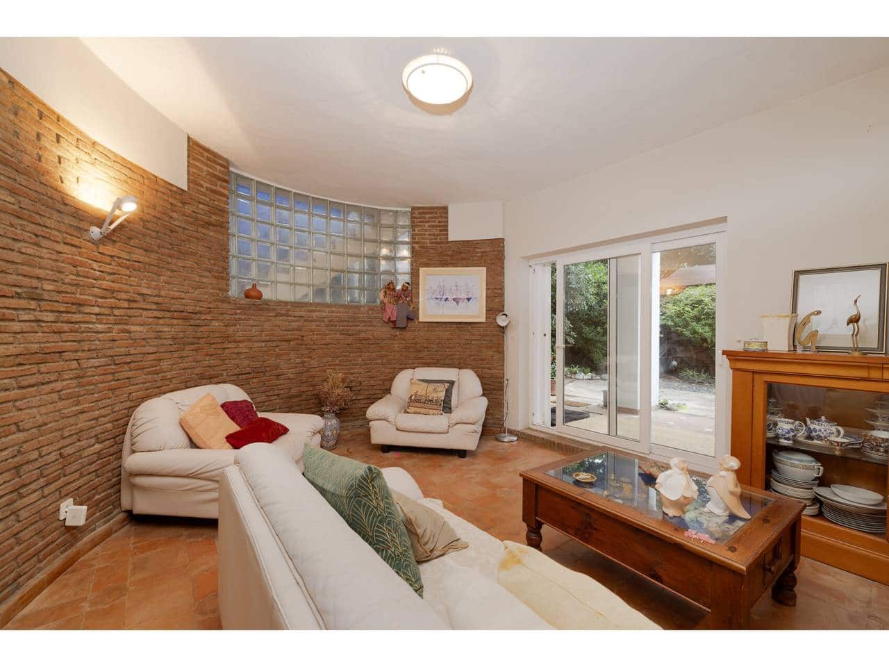 5 bedroom Villa for sale in Sotogrande with pool garage - € 2,475,000 (Ref: 10164067)