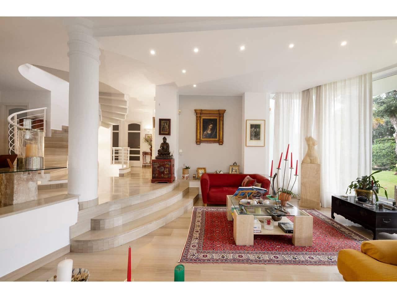 5 bedroom Villa for sale in Sotogrande with pool garage - € 2,475,000 (Ref: 10164067)