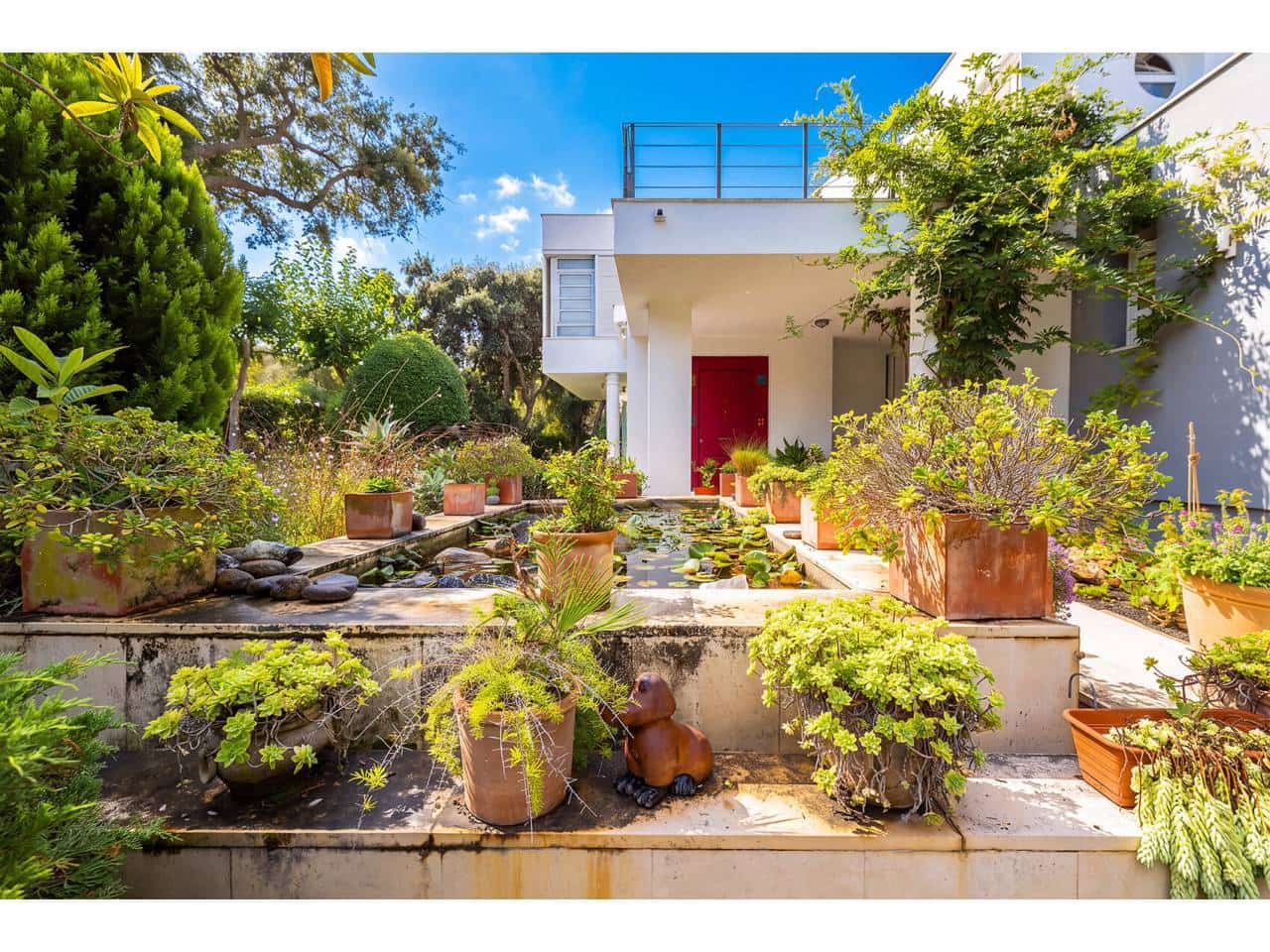 5 bedroom Villa for sale in Sotogrande with pool garage - € 2,475,000 (Ref: 10164067)