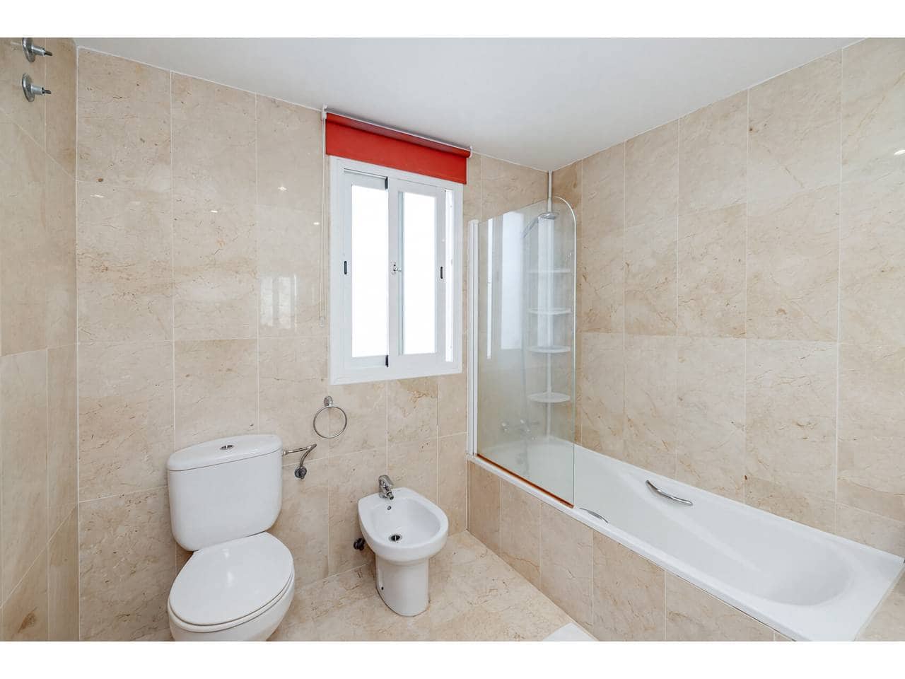 4 bedroom Townhouse for sale in Manilva with pool garage - € 575,000 (Ref: 10170409)