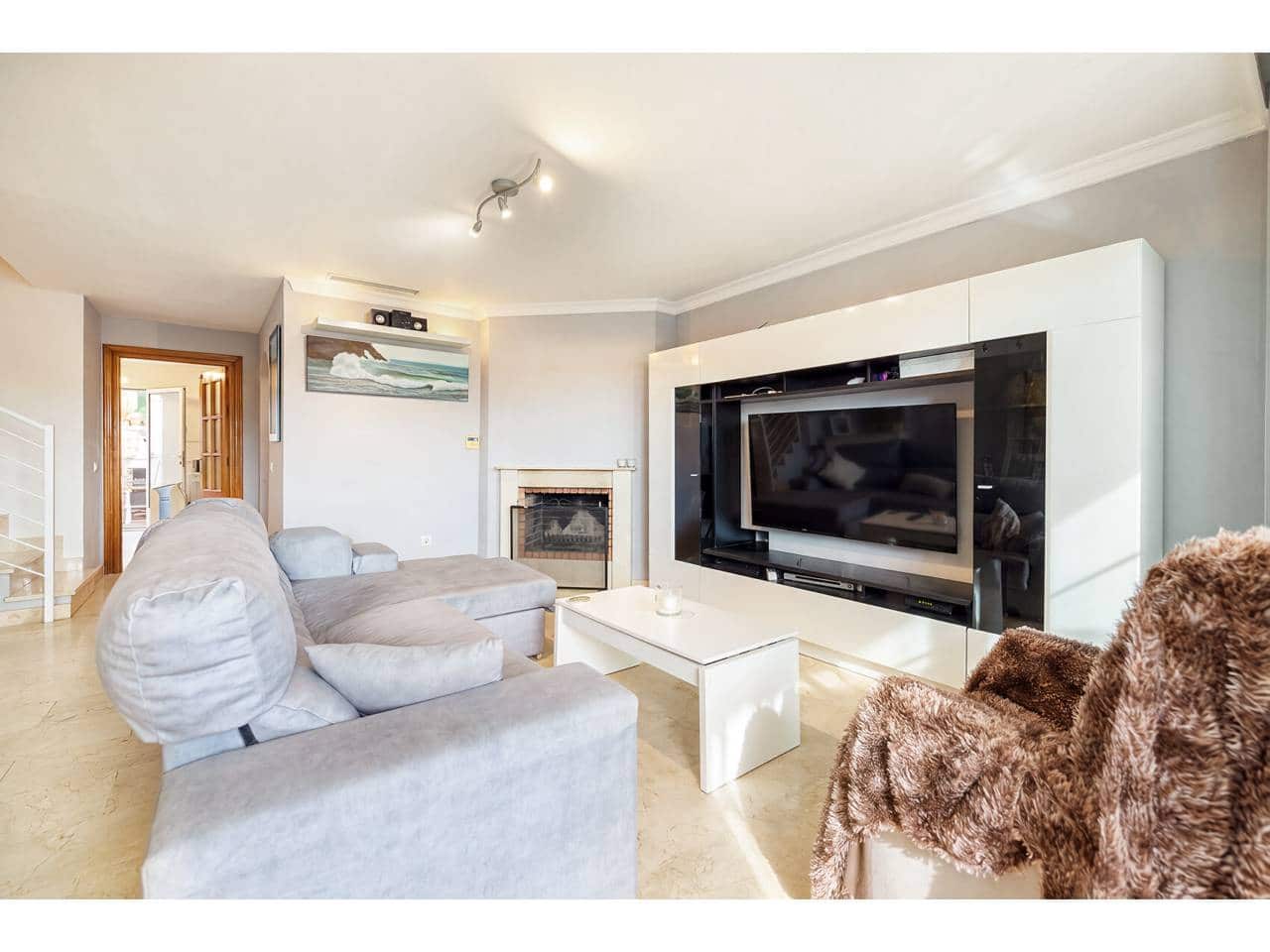 4 bedroom Townhouse for sale in Manilva with pool garage - € 575,000 (Ref: 10170409)