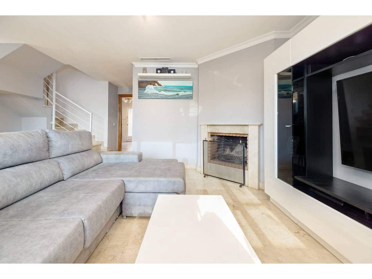 4 bedroom Townhouse for sale in Manilva with pool garage - € 575,000 (Ref: 10170409)