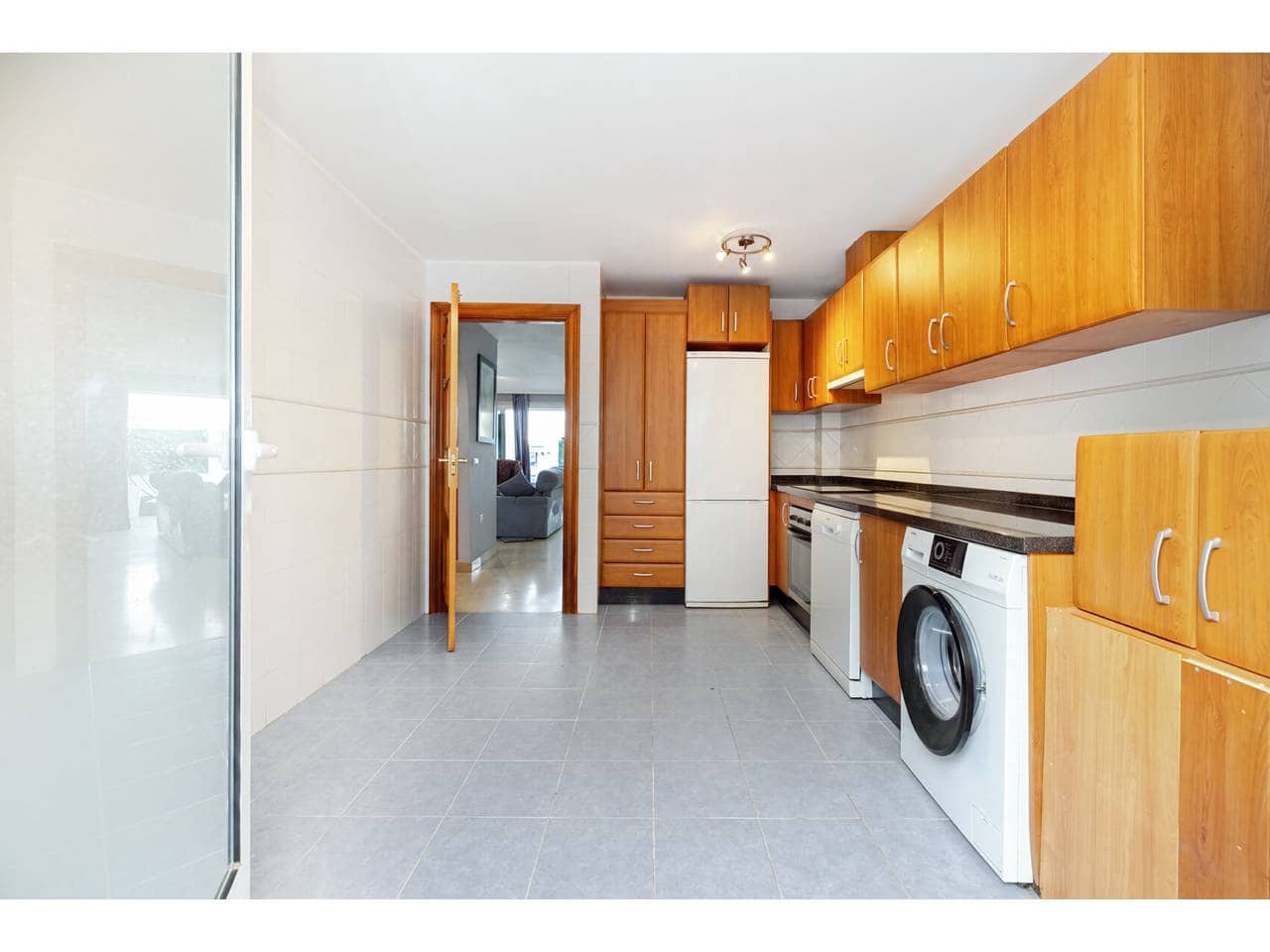 4 bedroom Townhouse for sale in Manilva with pool garage - € 575,000 (Ref: 10170409)