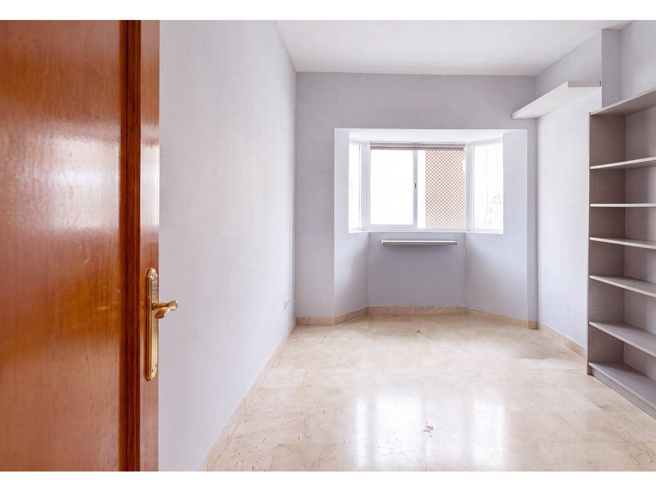 4 bedroom Townhouse for sale in Manilva with pool garage - € 575,000 (Ref: 10170409)