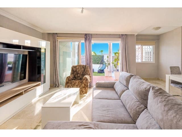 Casa de 4 habitaciones en Manilva en venta con piscina garaje - 575.000 € (Ref: 10170409)