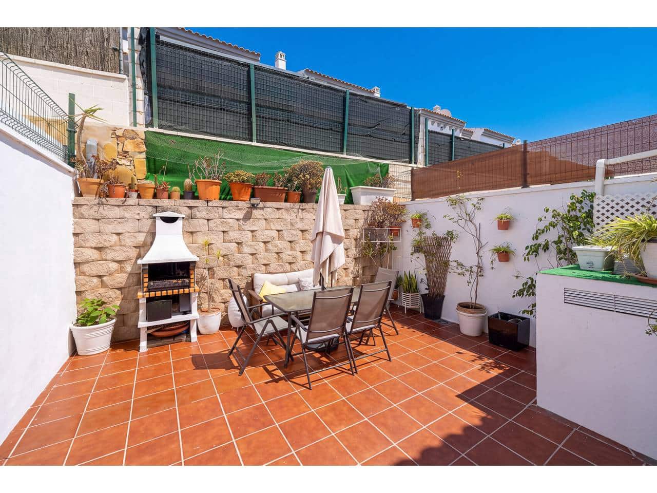 4 bedroom Townhouse for sale in Manilva with pool garage - € 575,000 (Ref: 10170409)