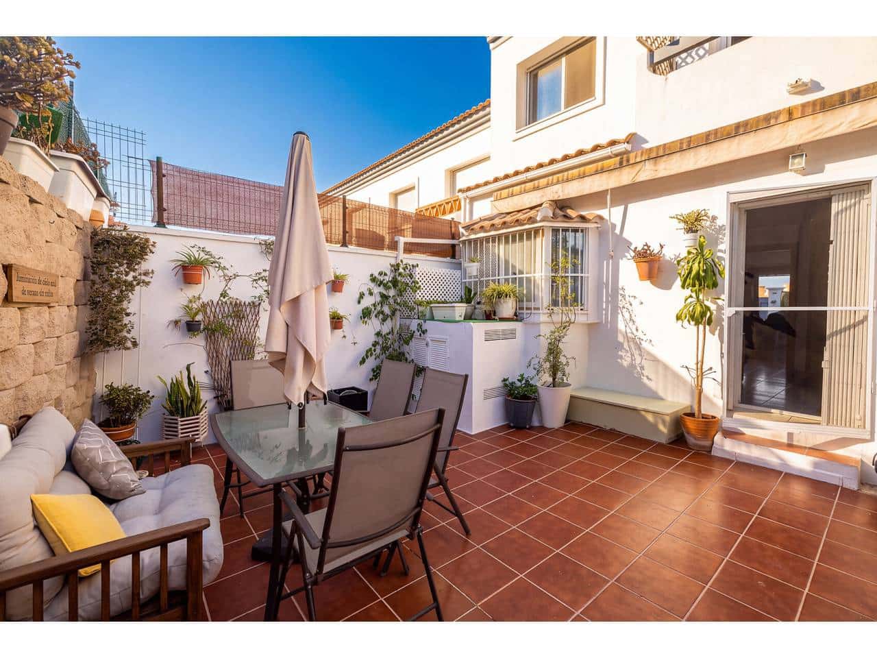 4 bedroom Townhouse for sale in Manilva with pool garage - € 575,000 (Ref: 10170409)