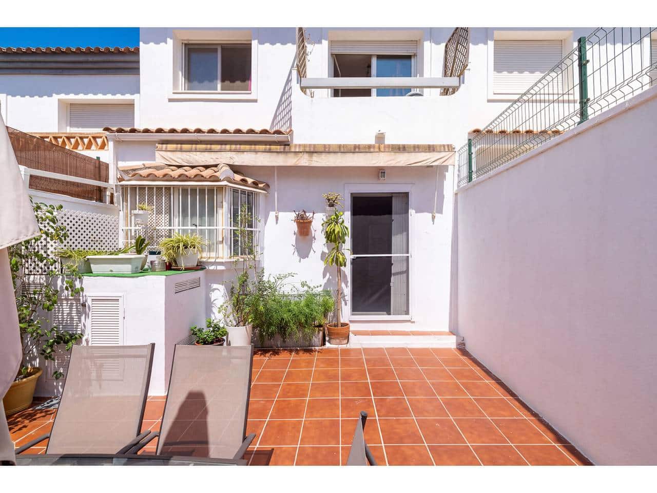 4 bedroom Townhouse for sale in Manilva with pool garage - € 575,000 (Ref: 10170409)