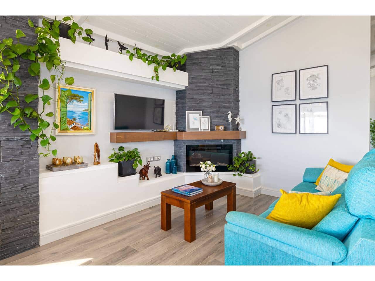 5 slaapkamer Villa te koop in Algeciras met zwembad garage - € 880.000 (Ref: 10182427)