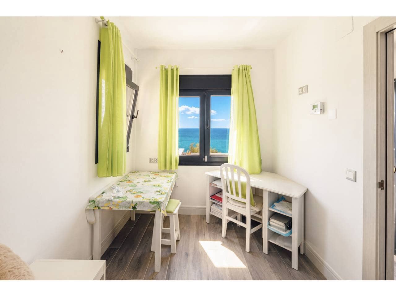 5 slaapkamer Villa te koop in Algeciras met zwembad garage - € 880.000 (Ref: 10182427)
