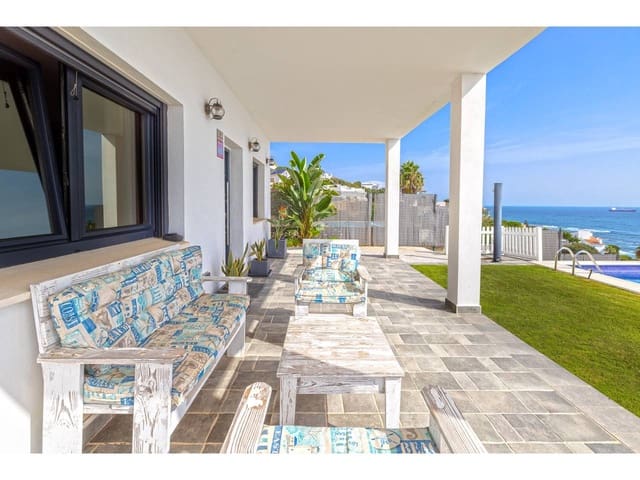 5 slaapkamer Villa te koop in Algeciras met zwembad garage - € 880.000 (Ref: 10182427)